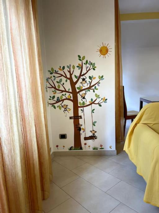 Delizioso E Silenzioso Appartamento A Roma Kültér fotó